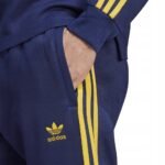 PANTALON ADIDAS ADICOLOR CLASSICS+ SST IJ6998 – Image 2