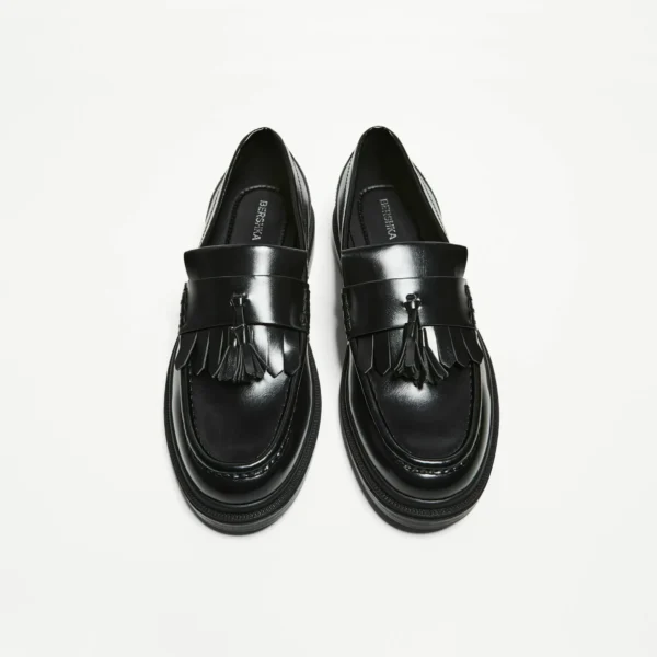 Chaussure noir MOCASSINS - Chaussons - noir  À FRANGES AVEC POMPON -