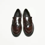 Chaussure noir MOCASSINS - Chaussons - bordeaux  À FRANGES AVEC POMPON